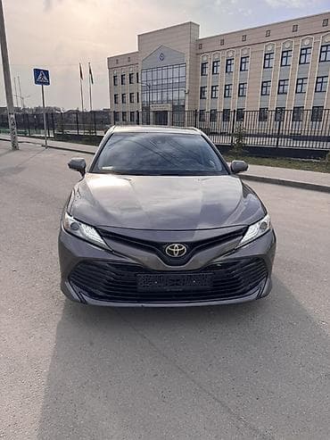 xedos 9: Toyota Camry: 2017 г., 2.5 л, Автомат, Бензин, Седан — 7