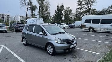 Honda Fit: 2004 г., 1.3 л, Вариатор, Бензин, Хэтчбэк at lalafo.kg Honda Fit: 2004 г., 1.3 л, Вариатор, Бензин, Хэтчбэк