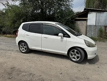 такса парк: Honda Fit: 2002 г., 1.3 л — 2