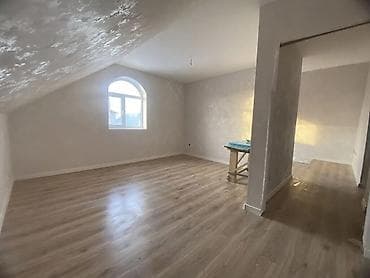 Үйлөр: 🏙️ Продаётся: мансардный 2-этажный дом, 5+ комнат — 150 м² 4-сотки 📍 — 9