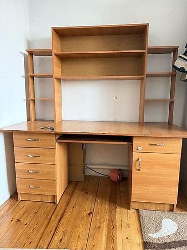 Компьютерный стол, Угловой