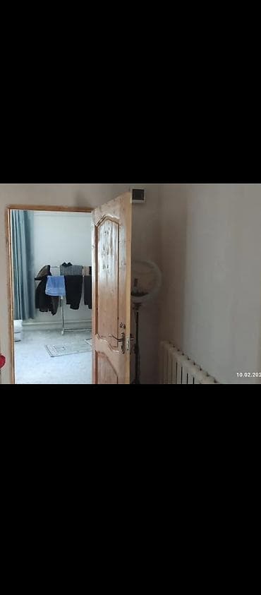 помещение 12 мкр: 68 м², 3 комнаты, Забор, огорожен — 3