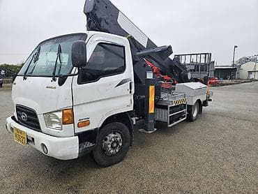 колонный: Автовышка, Hyundai, 28 м — 1