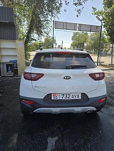 Транспорт: Kia Stonic: 2018 г., 1.6 л, Автомат, Дизель, Универсал — 6
