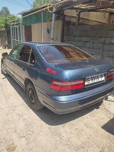 accord 1990: Honda Accord: 1994 г., Механика, Седан — 4