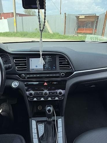 lada 2105: Hyundai Avante: 2019 г., 1.6 л, Автомат, Газ, Седан — 5