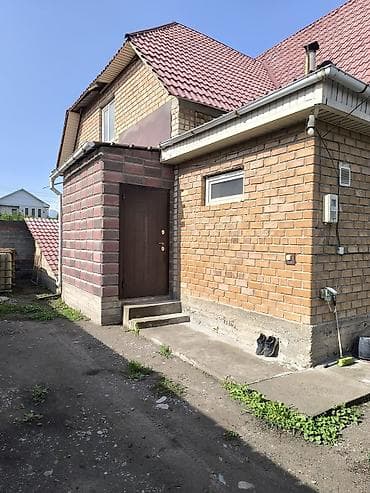 дома в пригороде: Продаётся кирпичный дом с мансардным этажом,и подвальное помещения — 1