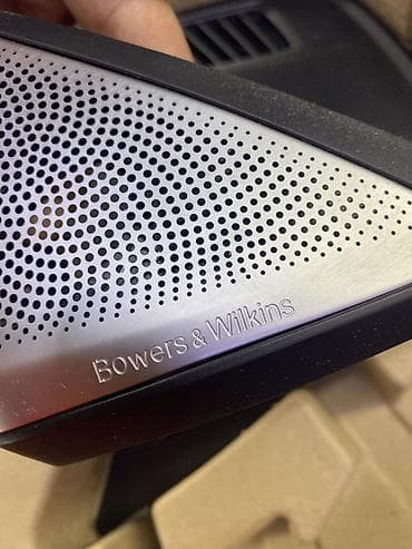 динамик bmw: Комплект акустических решёток Bowers & Wilkins для автомобиля. G30 — 3