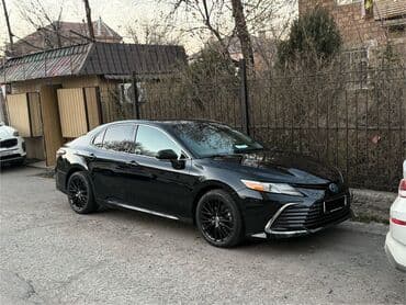 taeta: Toyota Camry: 2020 г., 2.5 л, Автомат, Гибрид, Седан — 1