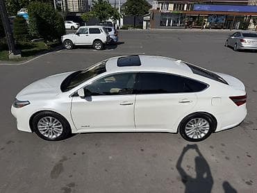 приус 2013: Toyota Avalon: 2013 г., 2.5 л, Вариатор, Гибрид, Седан — 10