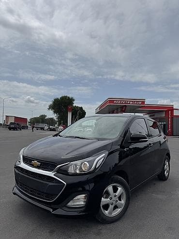 geely coolray: Chevrolet Spark: 2020 г., 1 л, Автомат, Бензин, Хэтчбэк — 2