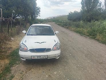 Daewoo Nubira: 2000 г., 1.6 л, Автомат, Газ, Седан — 1