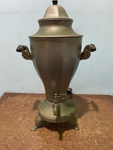 Посуда: Самовар электрический + алюминиевая кастрюля с крышкой + чугунный — 1