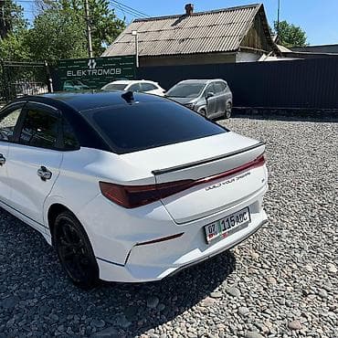 срочно дешево: BYD E3: 2020 г., 0.1 л, Автомат, Гибрид, Седан — 3