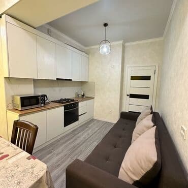 чогуу жашаганга бир бала керек: 1 бөлмө, Душ кабинасы, Жаздык, жууркан-төшөк каптары, Кондиционер — 2