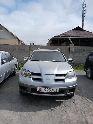 Mitsubishi Outlander: 2004 г., 2 л, Механика, Бензин, Кроссовер