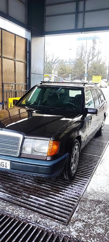 мереседес 124: Mercedes-Benz W124: 1992 г., Универсал — 5