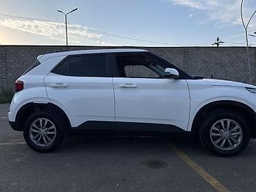 гибрид лабо: Hyundai Venue: 2025 г., 1.6 л, Автомат, Бензин, Кроссовер — 4