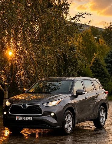 Toyota Highlander: 2020 г., 2.5 л, Автомат, Гибрид, Внедорожник