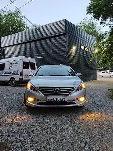 Продажа авто: Hyundai Sonata: 2017 г., 2 л, Автомат, Газ, Седан — 5