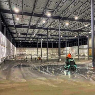 укладка бетона: Стяжка Гарантия, Бесплатная консультация, Демонтаж Больше 6 лет опыта — 6