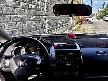 lancer evolution: Honda Jazz: 2003 г., 1.3 л, Вариатор, Бензин, Хэтчбэк — 5