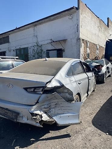 тику машина: Hyundai Sonata 2019 года, серебристый седан, после ДТП. Подходит для — 5