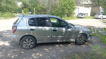 step 2: Nissan Almera: 2002 г., 1.5 л, Механика, Газ, Хэтчбэк — 9