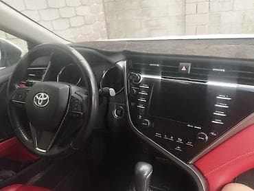 camry 2015: Toyota Camry: 2020 г., Бензин — 7