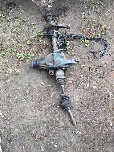 бикхорн: Передний редуктор Isuzu 2000 г., Б/у, Оригинал, Япония — 3