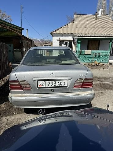 с класс 221: Mercedes-Benz E-Class: 2001 г., 3.2 л, Автомат, Дизель, Седан — 10