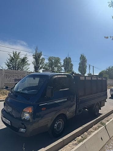 b class: Легкий грузовик, Hyundai, Стандарт, До 1 т, Б/у — 2
