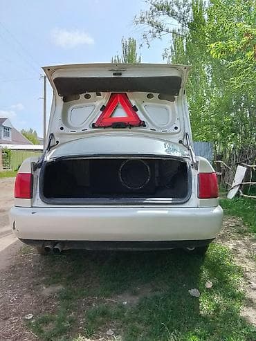 с4 2 6: Audi A6: 1994 г., 2.6 л, Механика, Бензин, Седан — 7