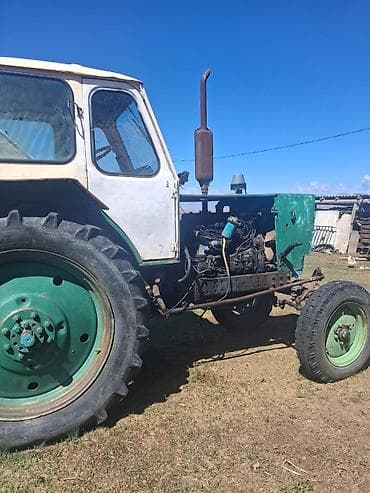 мотор сатылат: Трактор колесный с кабиной. Баардык шаймандары менен Алмашуу жолу — 5