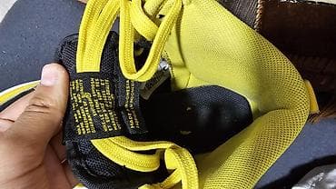 сапоги резиновк: Кроссовки Nike (модель с ярко‑жёлтыми шнурками и подкладкой) - Бренд — 1