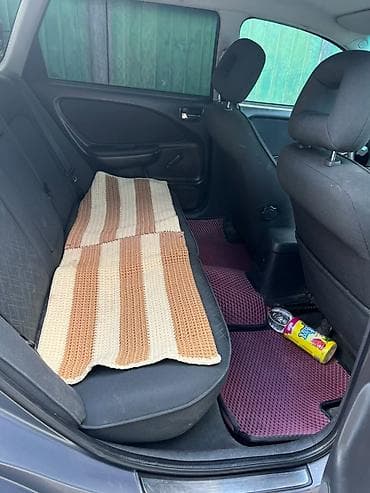 Транспорт: Toyota Avensis: 2003 г., 1.8 л, Механика, Газ, Универсал — 5