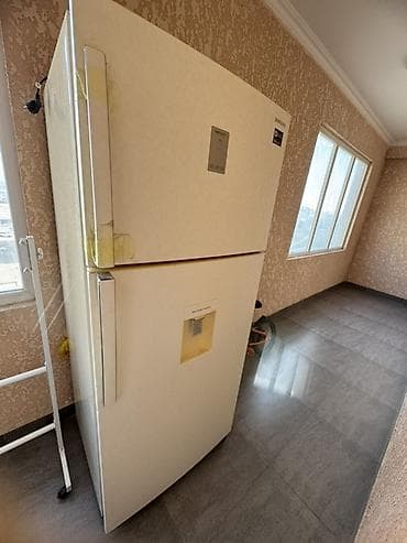Холодильник Samsung, Б/у, Двухкамерный, 75 * 175 * — 1
