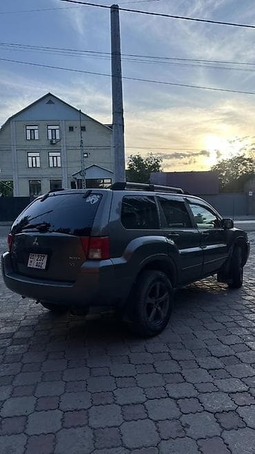 на митсубиси л200: Mitsubishi Endeavor: 2003 г., 3.8 л, Автомат, Бензин, Кроссовер — 5