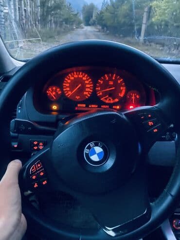 домкрат для авто: BMW X5: 2004 г., 4.4 л, Автомат, Газ, Внедорожник — 3