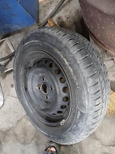 зеркало большие: Колеса в сборе 175 / 70 / R 14, Лето, Запаска, Железные, отверстий - 4 — 2