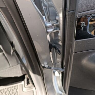 подлокотник нексия 1: Toyota Avalon: 2019 г., 2.5 л, Автомат, Гибрид, Седан — 16