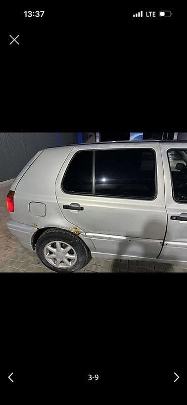 авто компании: Volkswagen Golf: 1992 г., Бензин, Хэтчбэк — 6