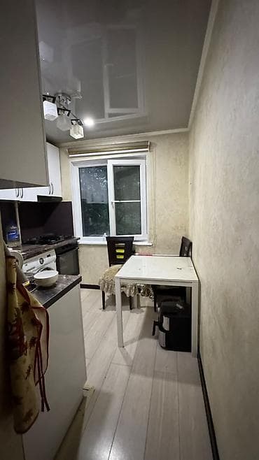 локал: 3 комнаты, 58 м², 9 мкр 104 серия, 2 этаж, Евроремонт — 2