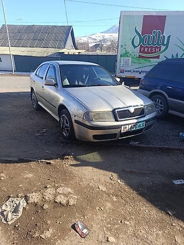 Продажа авто: Skoda Octavia: 2005 г., 1.6 л, Механика, Бензин, Roadster — 2