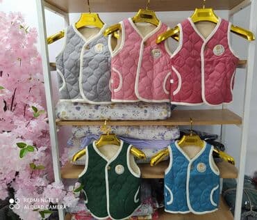 продаю в связи переездом: Утепленный, Тканевый, Осень-весна, Стеганый — 3