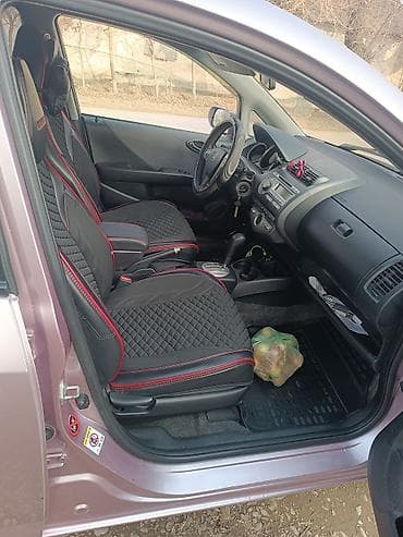 на jazz: Honda Jazz: 2008 г., Автомат, Бензин, Хэтчбэк — 6
