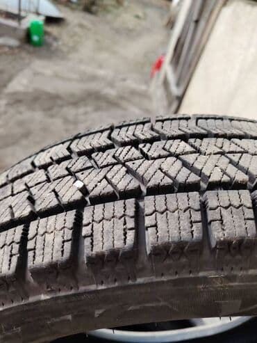 купить набор ключей force: Шины 165 / 70 / R 14, Зима, Б/у, Комплект, Япония, Bridgestone — 1