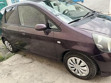 Унаа сатуу: Honda Jazz: 2008 г., 1.3 л, Кол менен иштөөчү, Бензин, Хетчбек — 6