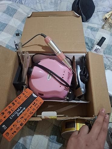 Профессиональный набор для маникюра и наращивания ногтей Состав: - — 5