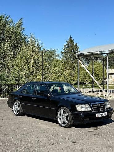 Mercedes-Benz E-Class: 1995 г., 5 л, Автомат, Бензин, Седан — 2
